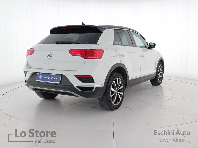 4 - Volkswagen T-Roc 1.0 tsi style 115cv