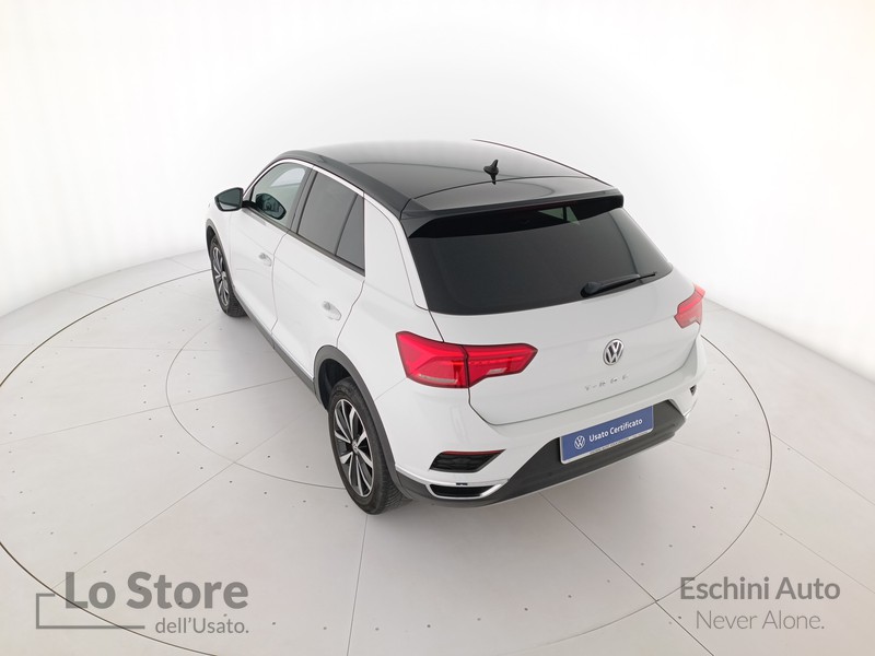 6 - Volkswagen T-Roc 1.0 tsi style 115cv