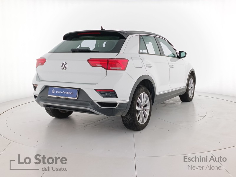 4 - Volkswagen T-Roc 1.6 tdi style