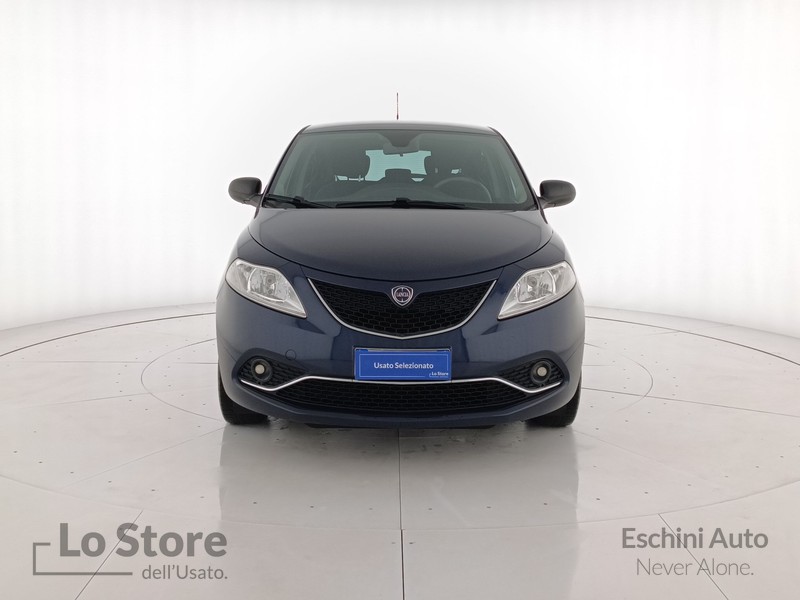 2 - Lancia Ypsilon 1.2 silver ecochic gpl 69cv