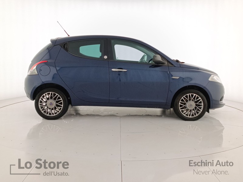 3 - Lancia Ypsilon 1.2 silver ecochic gpl 69cv