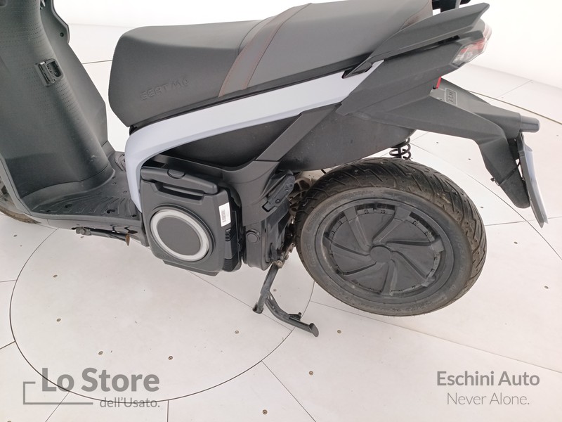 8 - Seat MO eScooter 125 White R9kW