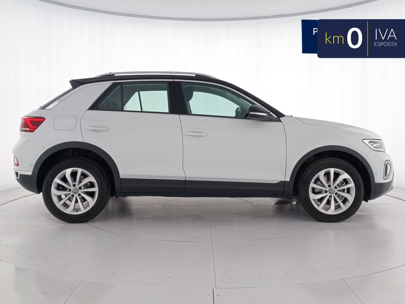 3 - Volkswagen T-Roc 2.0 tdi style 150cv dsg