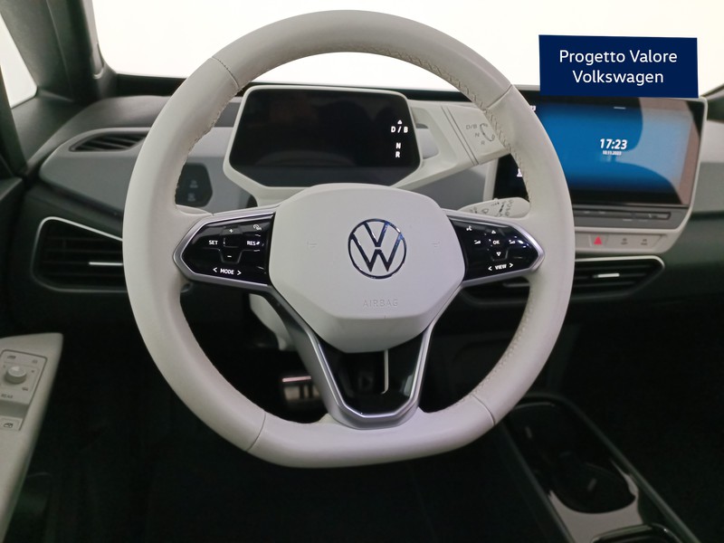 13 - Volkswagen ID.3 58 kwh pro performance