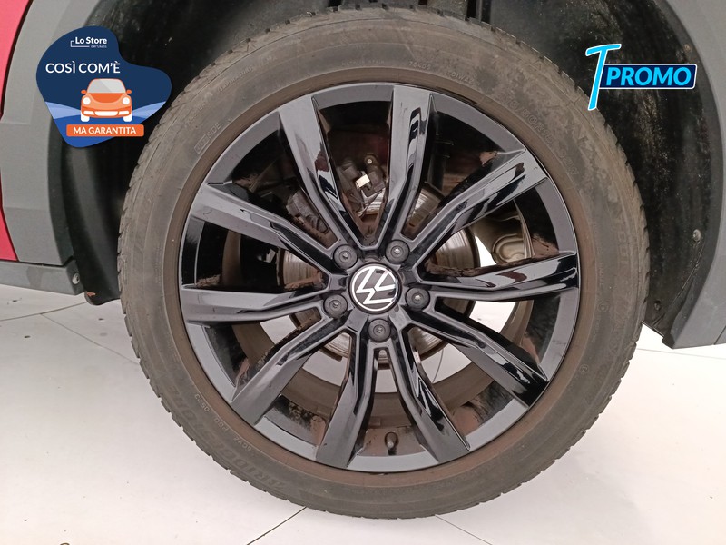 8 - Volkswagen T-Roc 1.0 tsi style 110cv