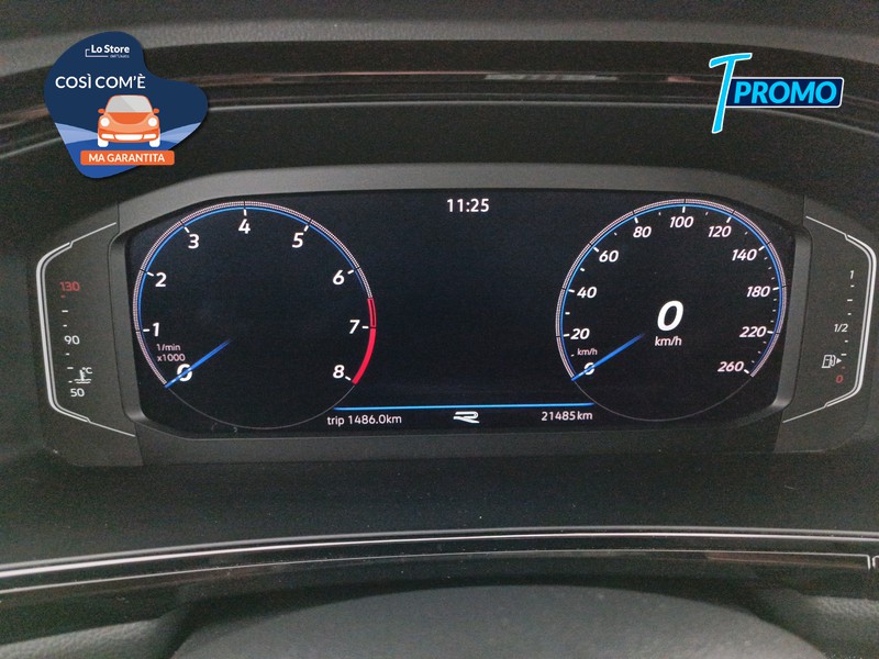 14 - Volkswagen T-Roc 1.0 tsi style 110cv