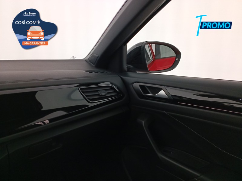 18 - Volkswagen T-Roc 1.0 tsi style 110cv