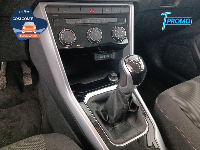 16 - Volkswagen T-Roc 1.0 tsi life 110cv