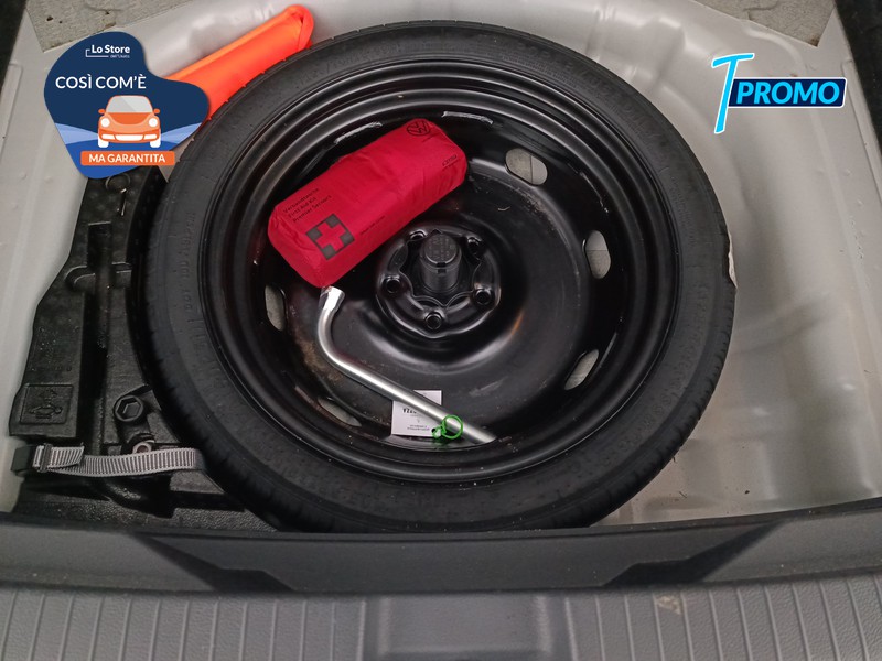 22 - Volkswagen T-Roc 1.0 tsi life 110cv