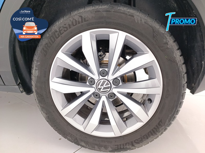 8 - Volkswagen T-Roc 1.0 tsi style 110cv