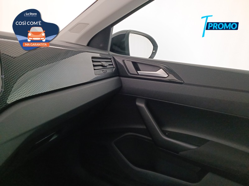 17 - Volkswagen Taigo 1.0 tsi life 110cv