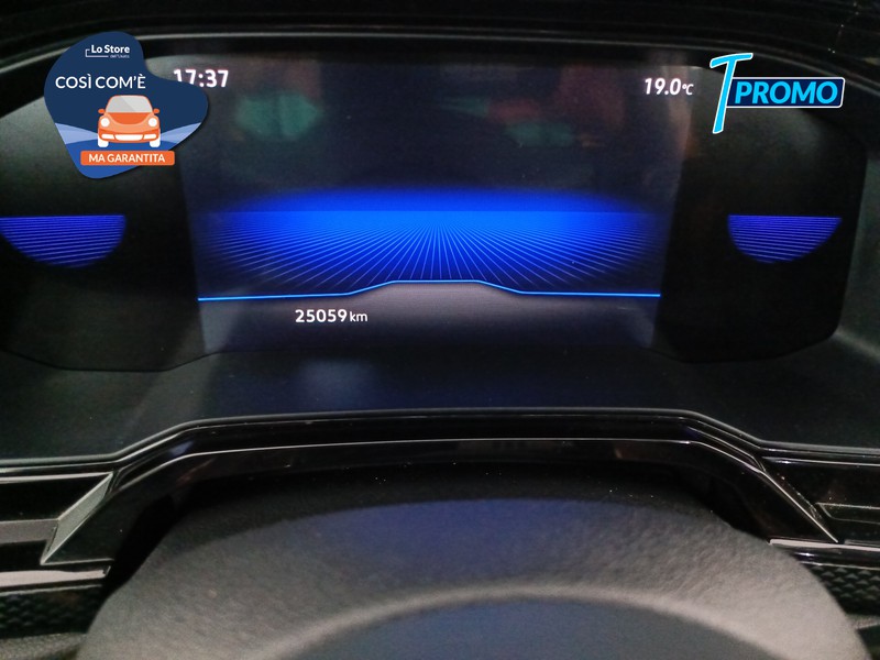 13 - Volkswagen Taigo 1.0 tsi life 110cv