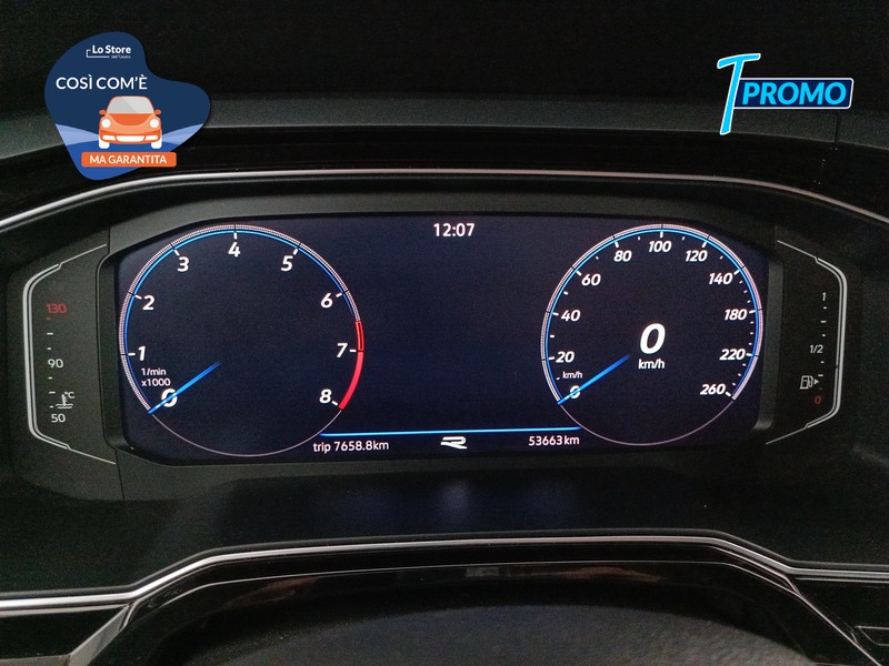 13 - Volkswagen Taigo 1.0 tsi r-line 110cv