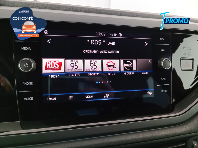 14 - Volkswagen Taigo 1.0 tsi r-line 110cv