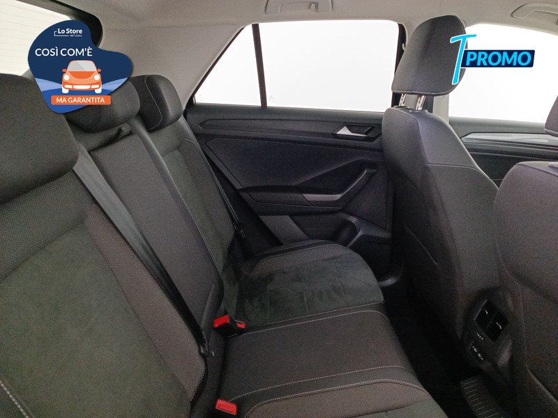 9 - Volkswagen T-Roc 1.0 tsi style 110cv