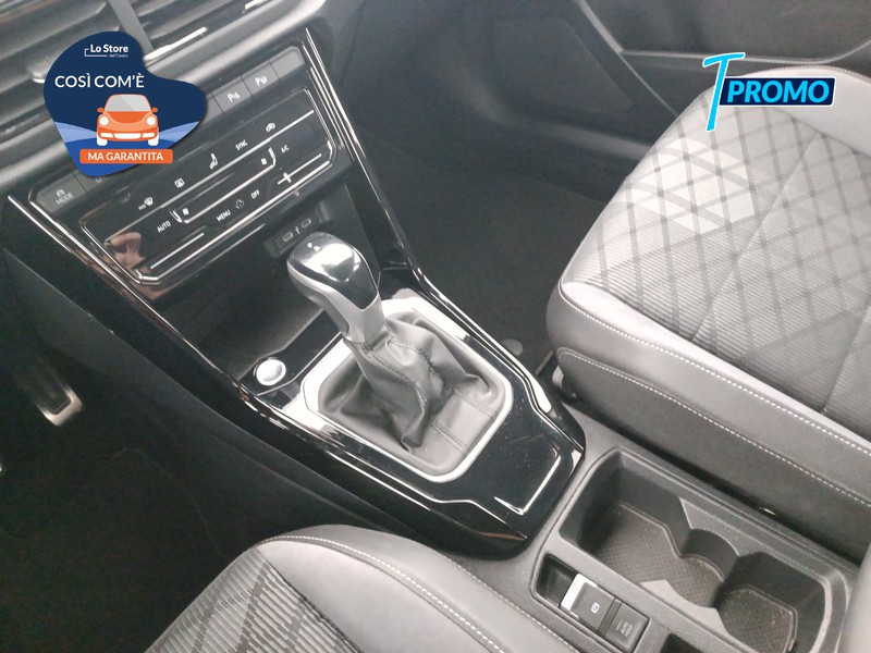 16 - Volkswagen T-Roc 2.0 tdi r-line 150cv dsg