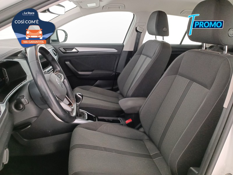 15 - Volkswagen T-Roc 1.0 tsi life 110cv