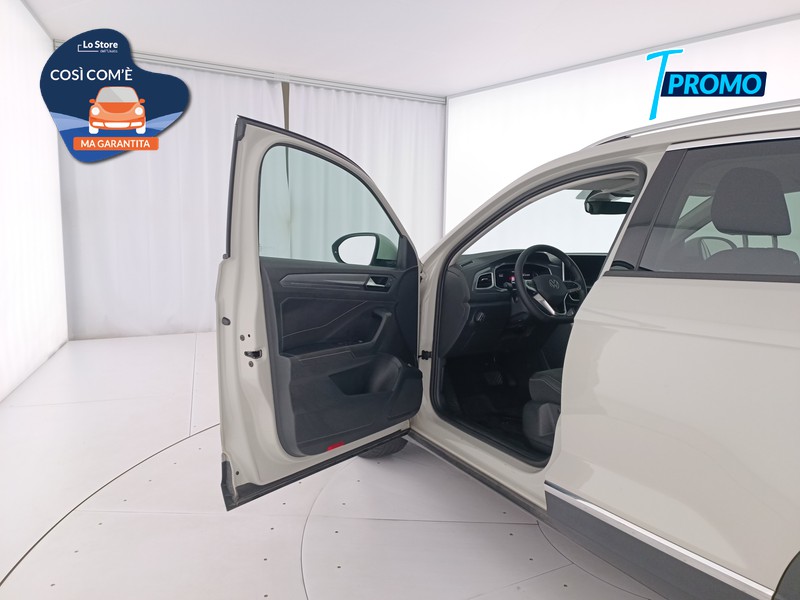 18 - Volkswagen T-Roc 1.5 tsi style dsg