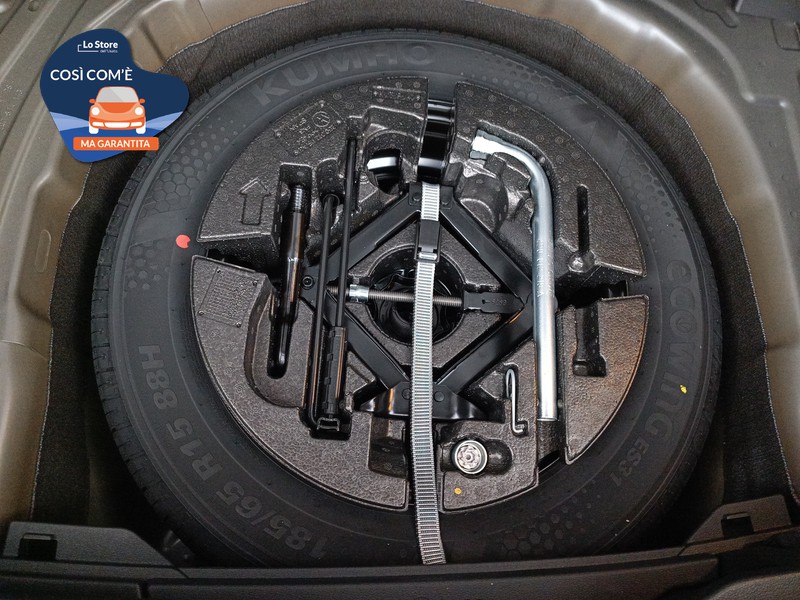 22 - Volkswagen Polo 1.0 tsi life 95cv