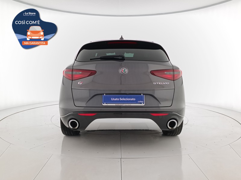 5 - Alfa Romeo Stelvio 2.2 t ti q4 210cv auto