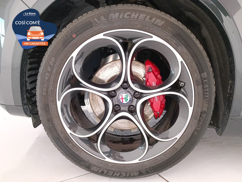 8 - Alfa Romeo Stelvio 2.2 t ti q4 210cv auto