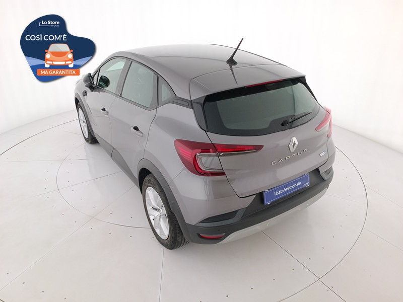 6 - Renault Captur 1.6 e-tech hybrid zen 145cv auto