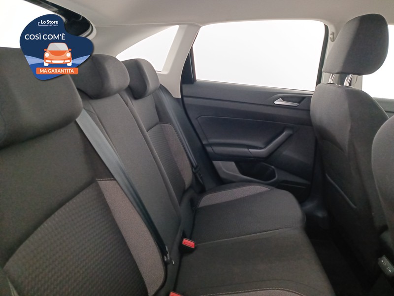 9 - Volkswagen Taigo 1.0 tsi life 110cv