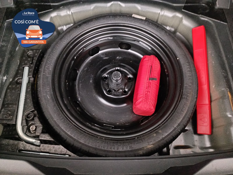 22 - Volkswagen T-Roc 1.0 tsi life 110cv