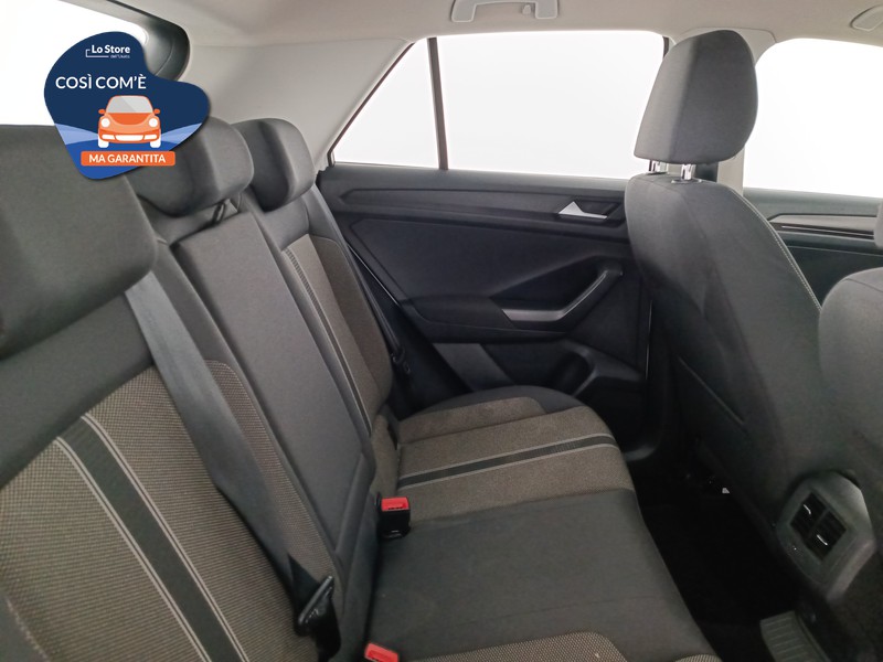 9 - Volkswagen T-Roc 1.0 tsi style 115cv