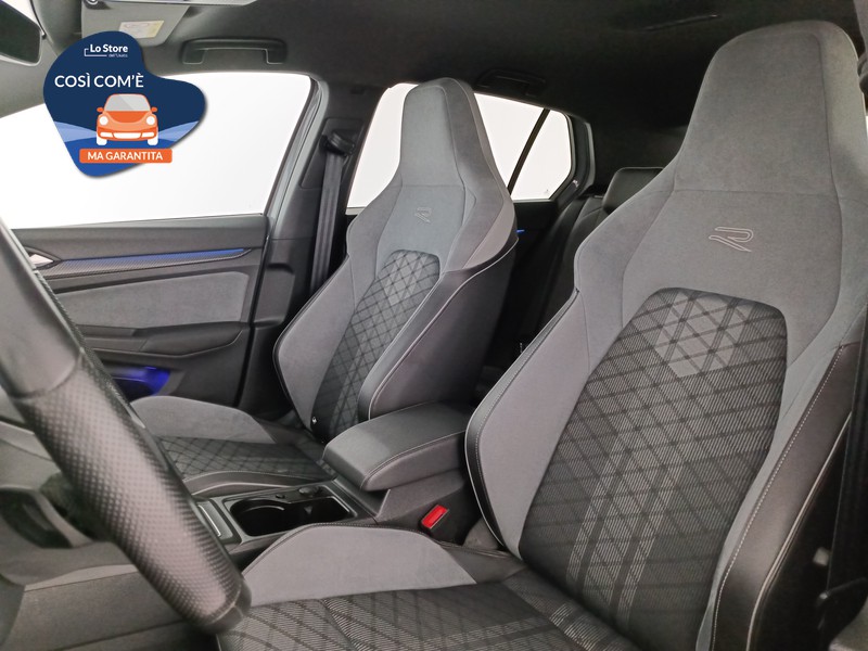 15 - Volkswagen Golf 1.5 etsi evo r-line 150cv dsg