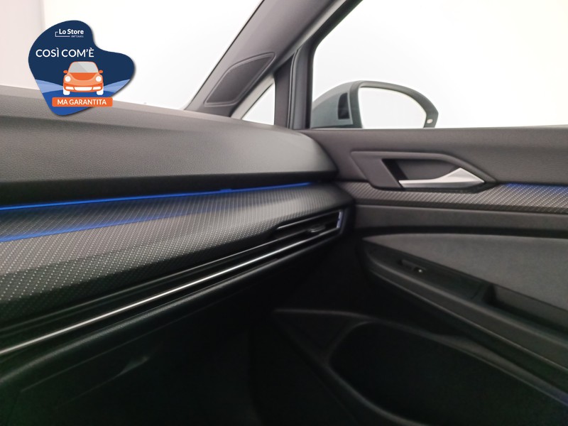 17 - Volkswagen Golf 1.5 etsi evo r-line 150cv dsg