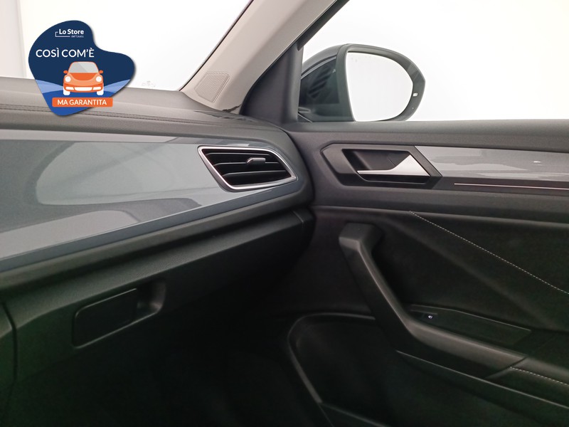 17 - Volkswagen T-Roc 1.0 tsi style 110cv