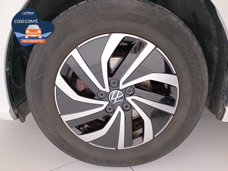 8 - Volkswagen Polo 1.0 tgi life 90cv