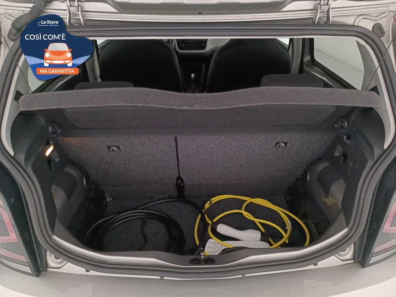 21 - Volkswagen e-up! 5p