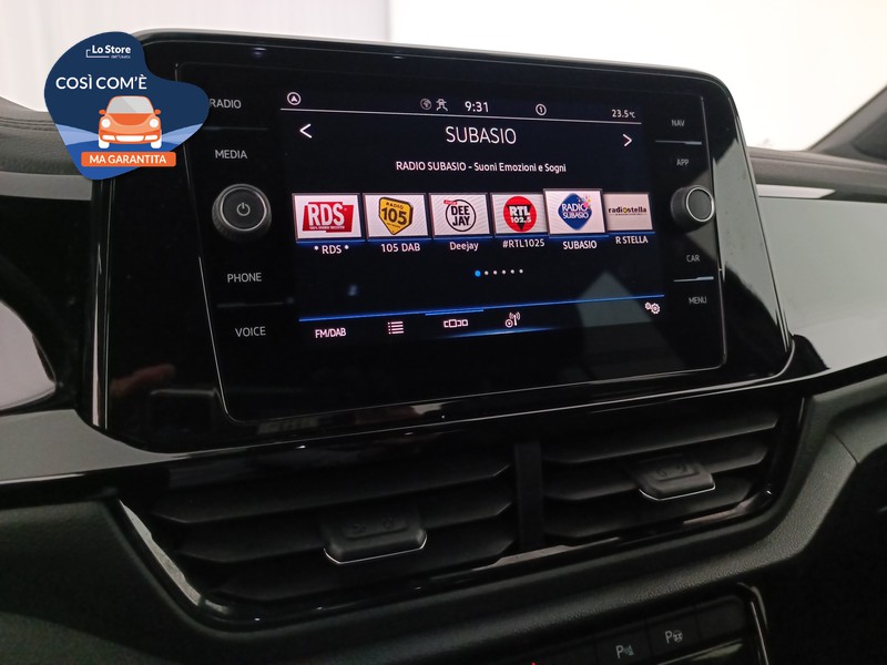 14 - Volkswagen T-Roc 2.0 tdi r-line 150cv dsg