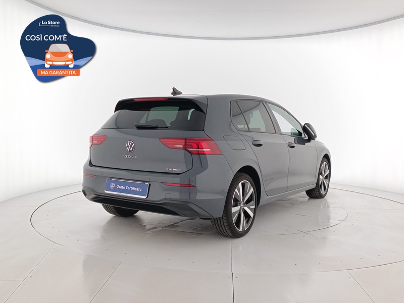 4 - Volkswagen Golf 1.5 tsi ehybrid life 204cv dsg
