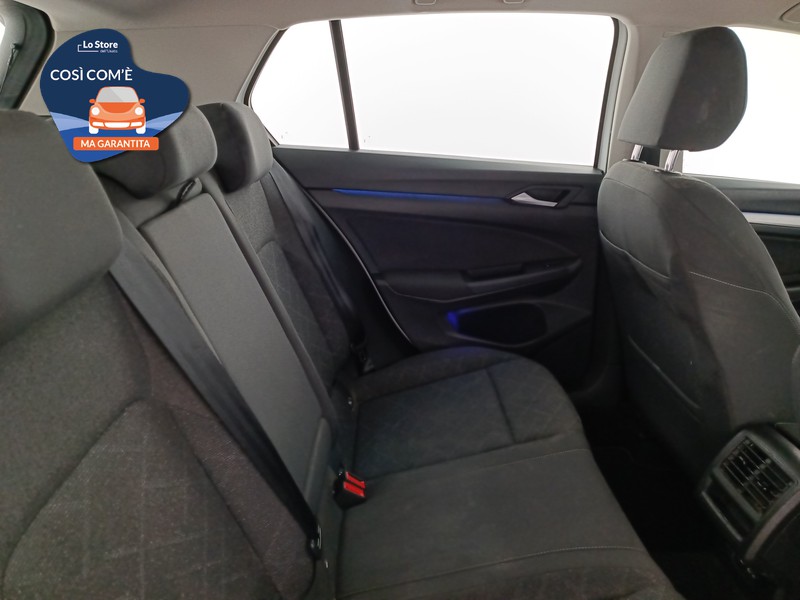 9 - Volkswagen Golf 1.0 tsi evo life 110cv