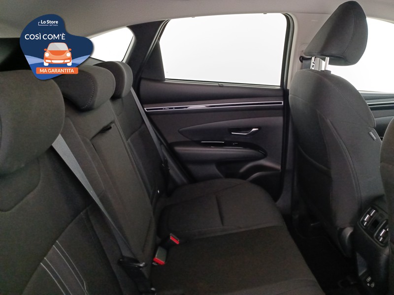 9 - Hyundai Tucson 1.6 hev exellence 2wd auto