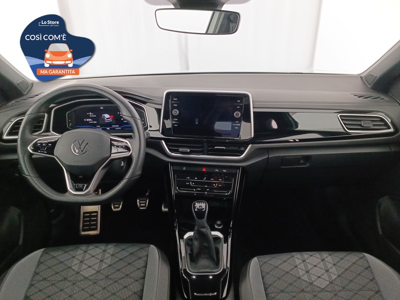 11 - Volkswagen T-Roc 1.0 tsi r-line 110cv