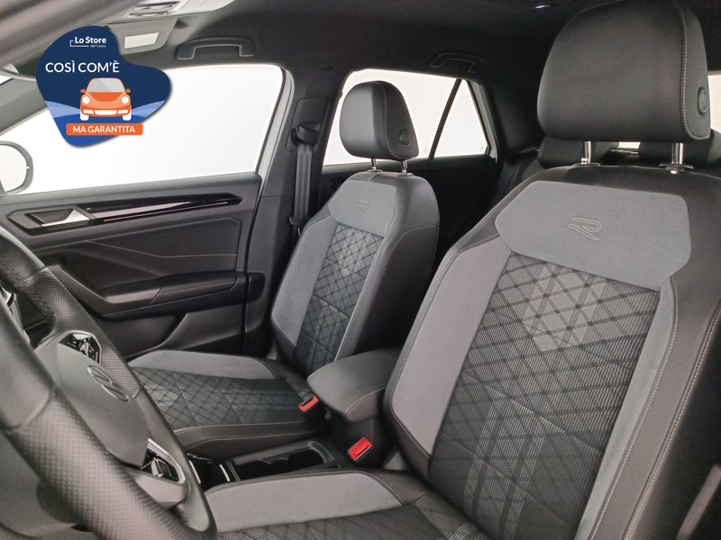 15 - Volkswagen T-Roc 1.0 tsi r-line 110cv