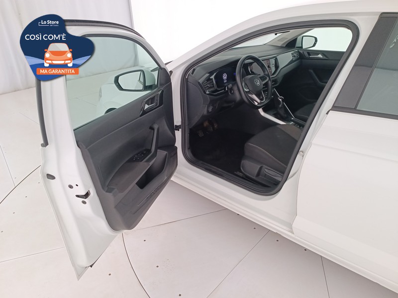 18 - Volkswagen Polo 1.0 evo life 80cv