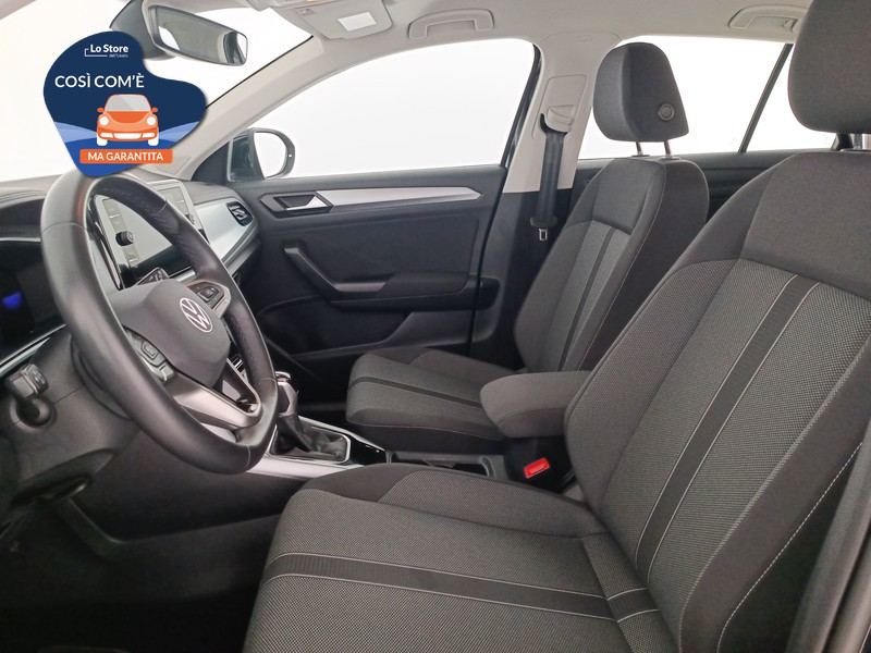 15 - Volkswagen T-Roc 1.5 tsi life dsg