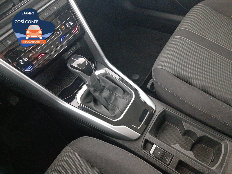 16 - Volkswagen T-Roc 1.5 tsi life dsg