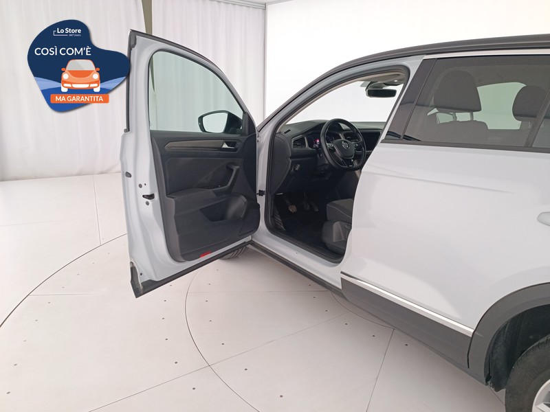 18 - Volkswagen T-Roc 1.6 tdi style