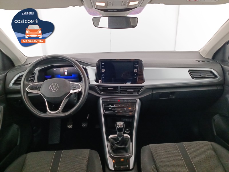 11 - Volkswagen T-Roc 1.0 tsi life 110cv