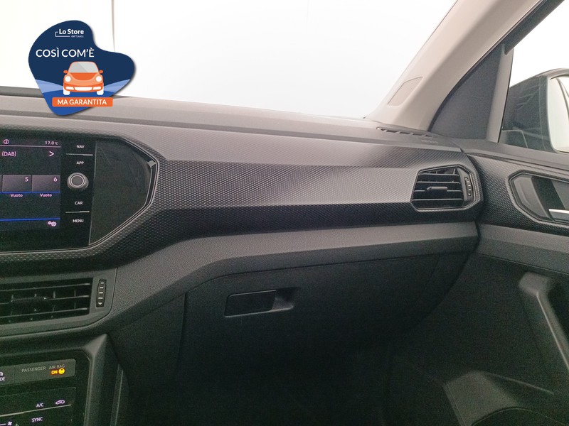 17 - Volkswagen T-Cross 1.0 tsi sport 110cv