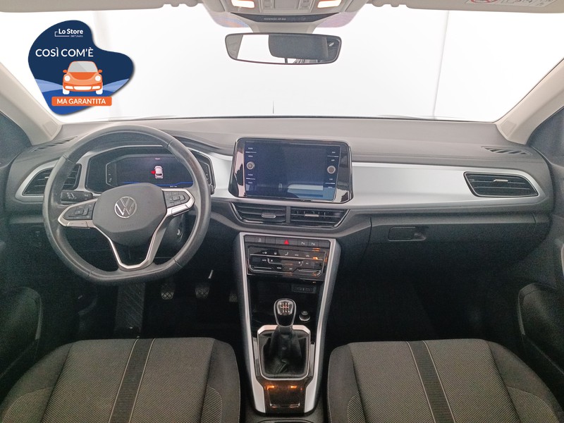 11 - Volkswagen T-Roc 1.0 tsi life 110cv