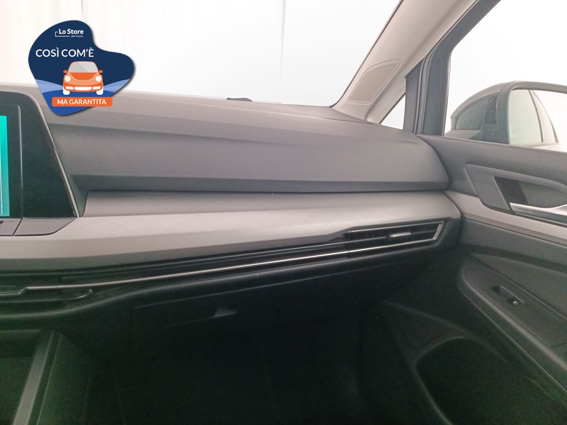 17 - Volkswagen Golf variant 1.0 etsi evo life 110cv dsg