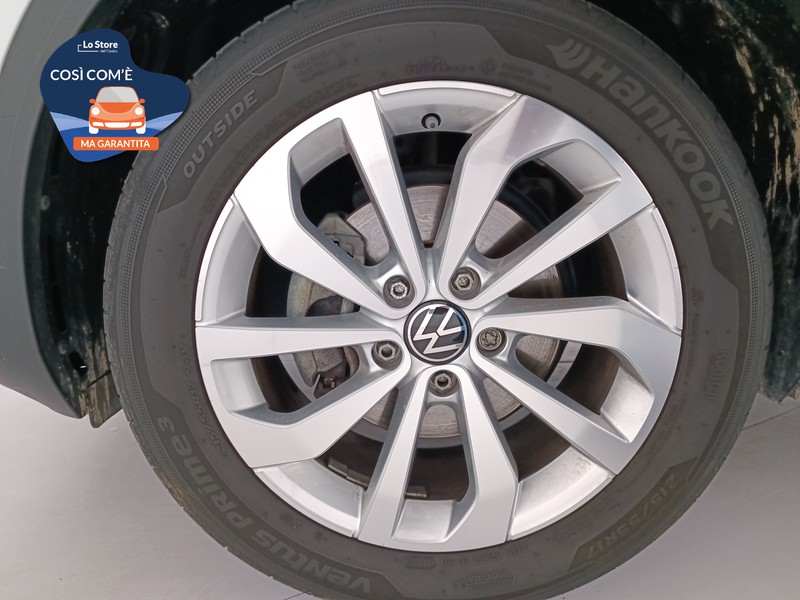 8 - Volkswagen T-Roc 1.0 tsi life 110cv