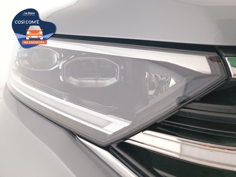 7 - Volkswagen T-Roc 2.0 tdi r-line 150cv dsg